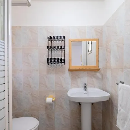 Monolocale3 Esterno - Frassanito Apartman